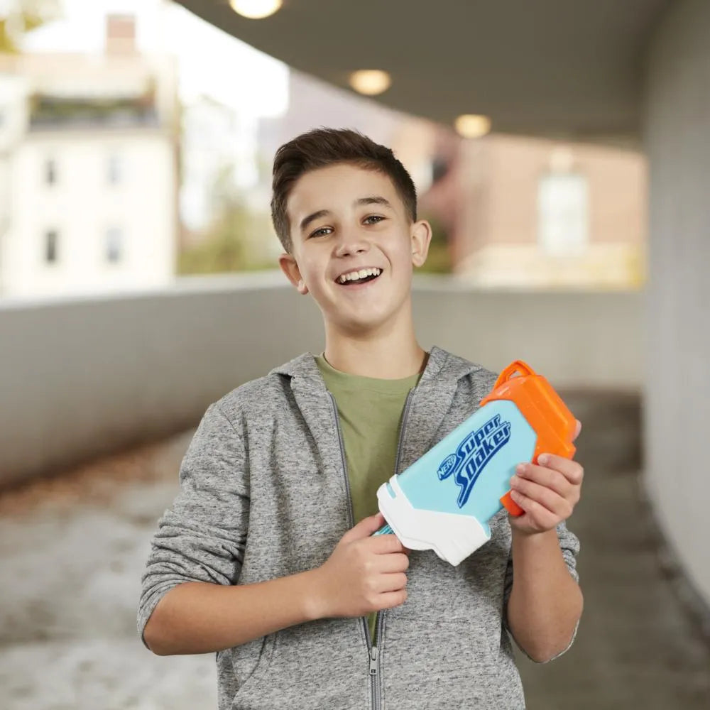 Lançador de Água Super Soaker - Nerf